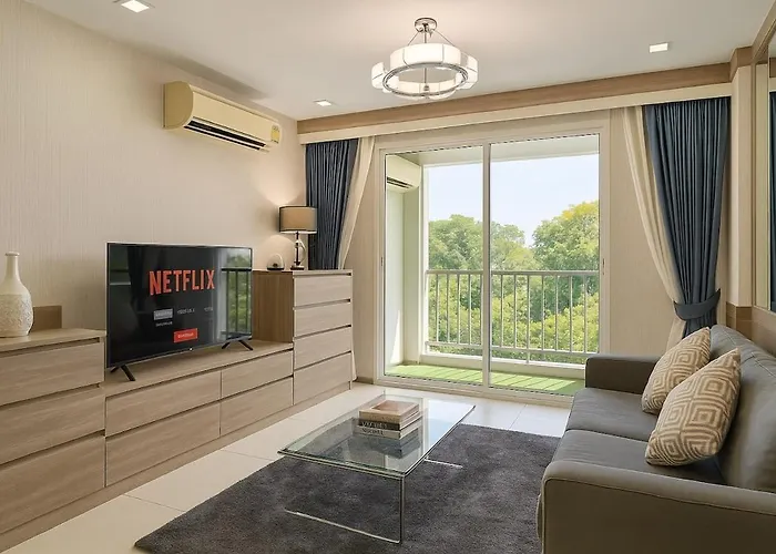 Apartment 2 Bed 2 Bath Luxury Next To Convention Center *