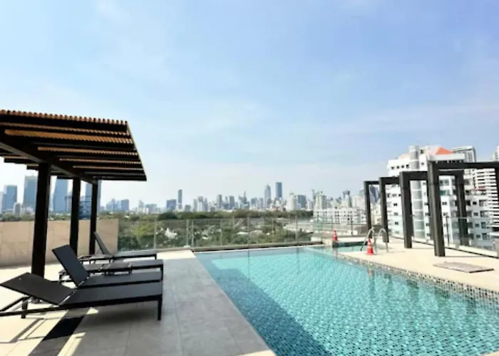 2 Bed 2 Bath Luxury Next To Convention Center Bangkok