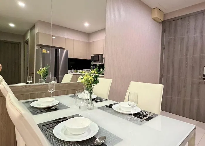 2 Bed 2 Bath Luxury Next To Convention Center * Bangkok